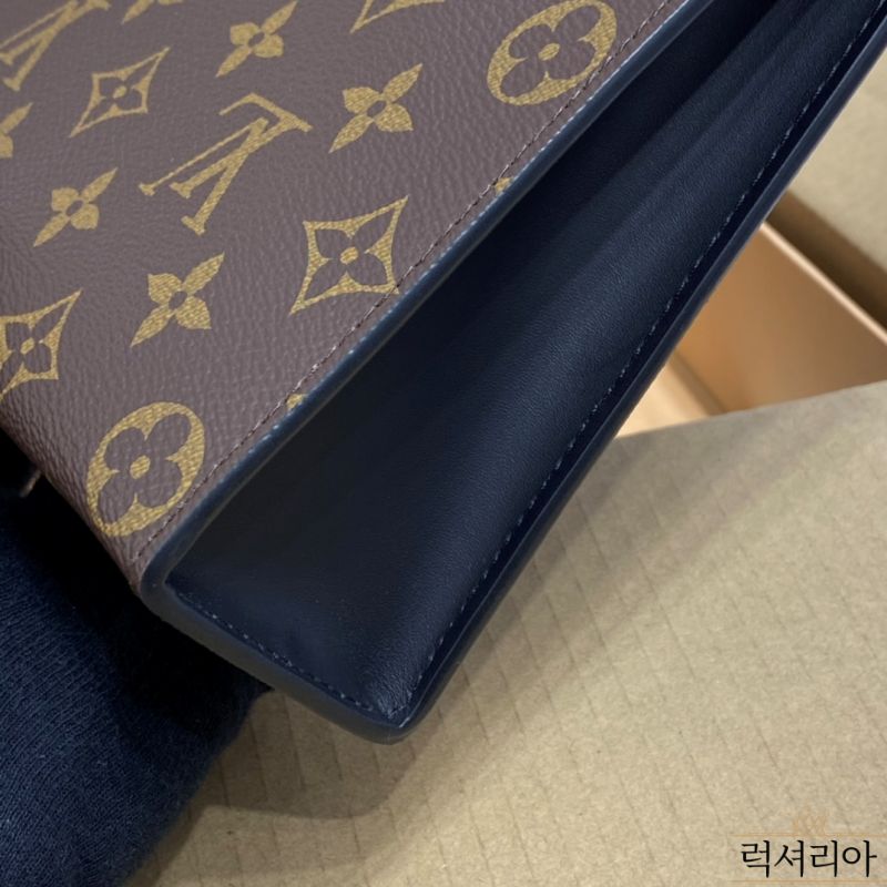 7a920daedef6be4601b057f69c8ae7f2_1744446727_7241.jpg