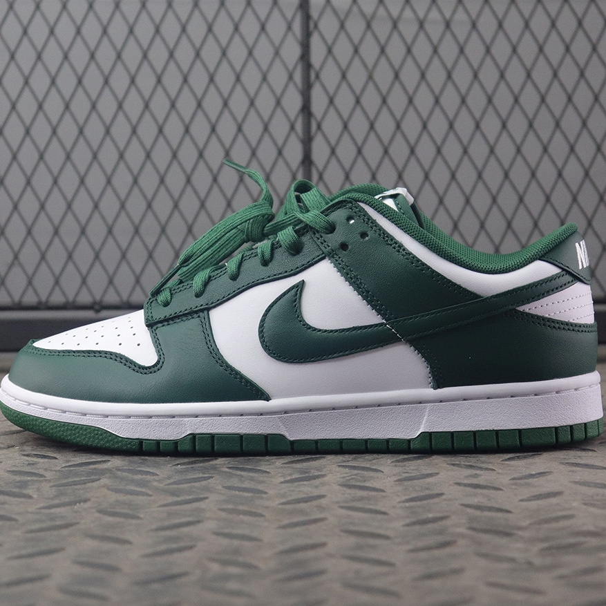 나이키 덩크 로우 레트로 바시티 그린 DD1391-101