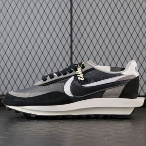 나이키 X 사카이 LD 와플 블랙 BV0073-001