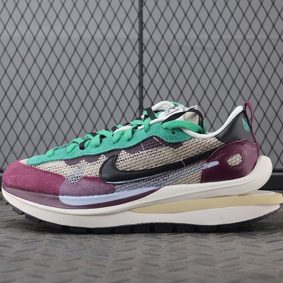 나이키 X 사카이 베이퍼와플 스트링 빌런 레드 DD3035-200