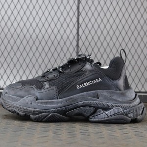 발렌시아가 트리플에스 스니커즈 올블랙