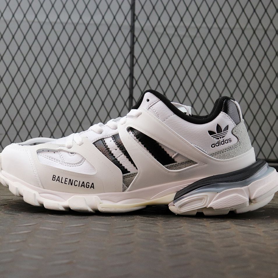 발렌시아가 X 아디다스 트랙 포럼 스니커즈