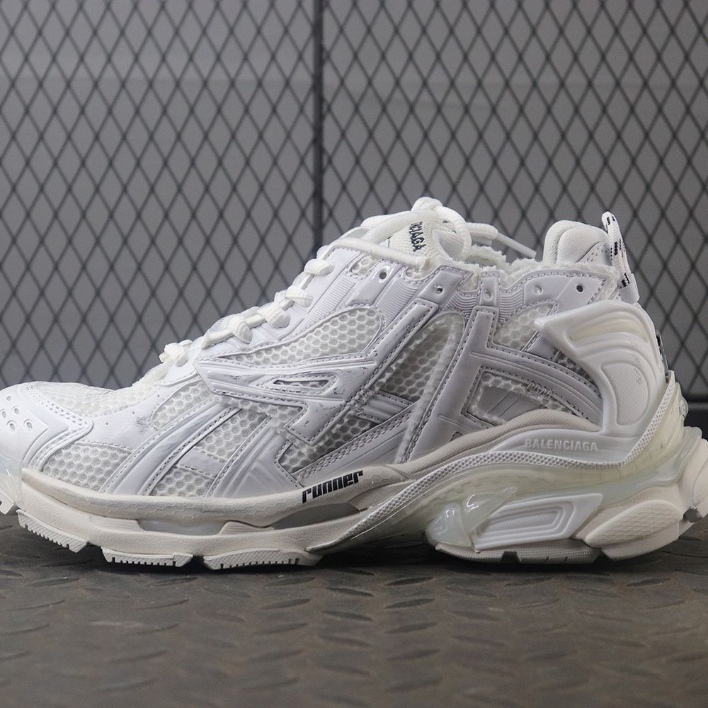 발렌시아가 러너 스니커즈 화이트