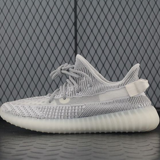 아디다스 이지부스트 350 V2 스태틱