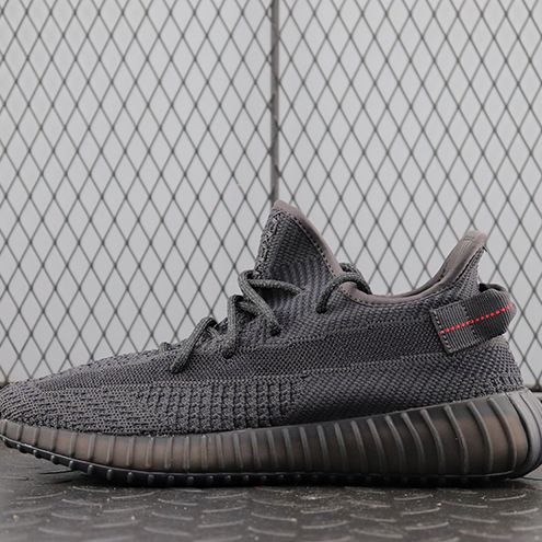 아디다스 이지부스트 350 V2 트리플 블랙