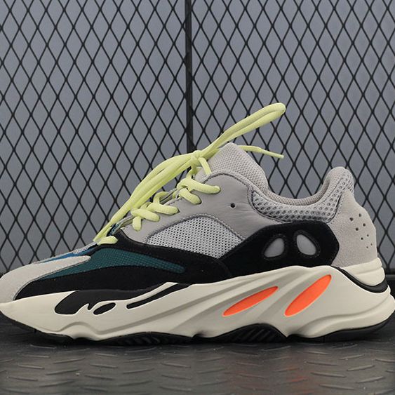 아디다스 이지부스트 700 웨이브러너 솔리드 그레이