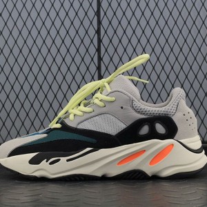 아디다스 이지부스트 700 웨이브러너 솔리드 그레이