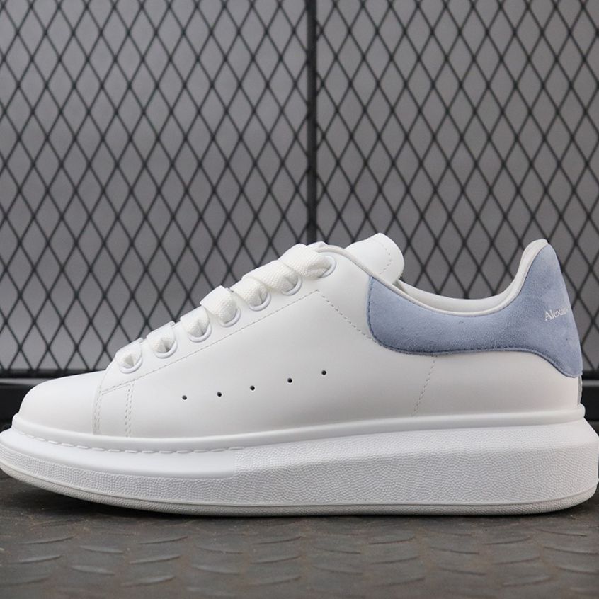 알렉산더 맥퀸 러버솔 아이렛 레더 스웨이드 스니커즈