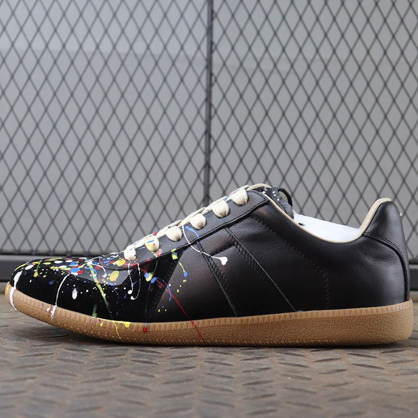 메종마르지엘라 독일군 레플리카 페인트 레더 스니커즈 블랙