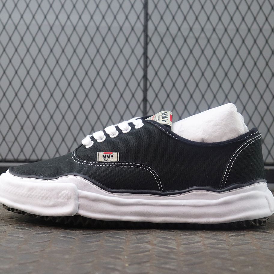 메종미하라야스히로 베이커 반스 스니커즈