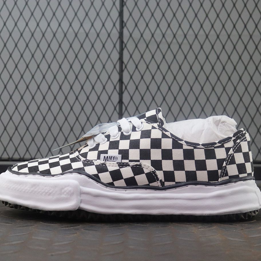 메종미하라야스히로 베이커 반스 스니커즈