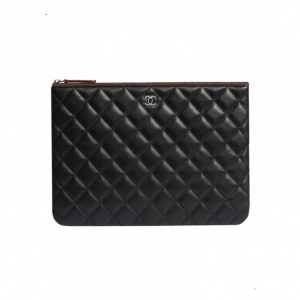 A82545 샤넬 램스킨 클래식 클러치 미듐 은장