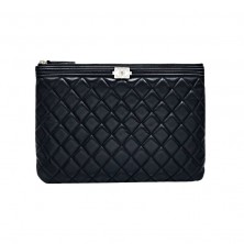 A84406 샤넬 램스킨 보이 클러치 미듐 은장