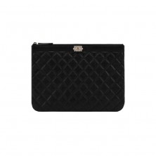 A84406 샤넬 캐비어 보이 클러치 미듐 은장