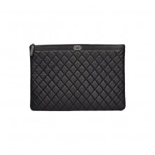 A84407 샤넬 램스킨 보이 클러치 라지 은장