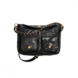 AS4668 샤넬 카프스킨 더블 포켓 라지 호보백