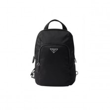 2VZ116 프라다 리나일론 사피아노 레더 백팩