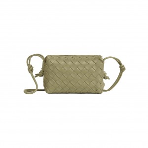 680254 보테베네타 미니 루프 카메라백