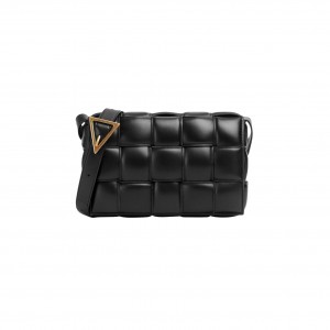 591970 보테가베네타 패딩 카세트백